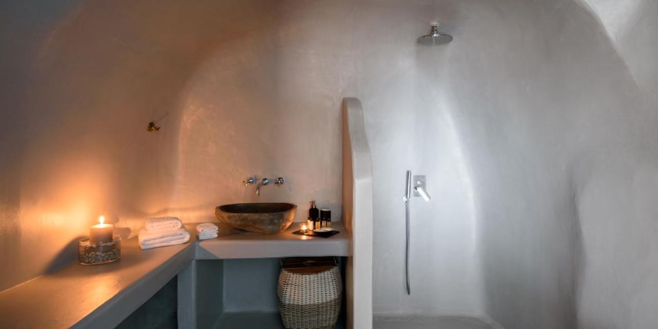 White Dream Suites Fira  Luaran gambar